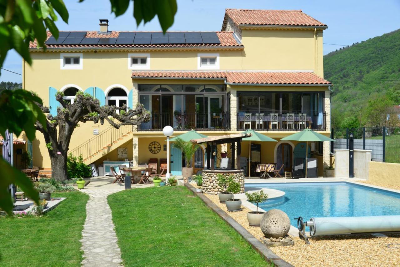 Bed and Breakfast Au Grand Bonheur Besseges Exteriér fotografie