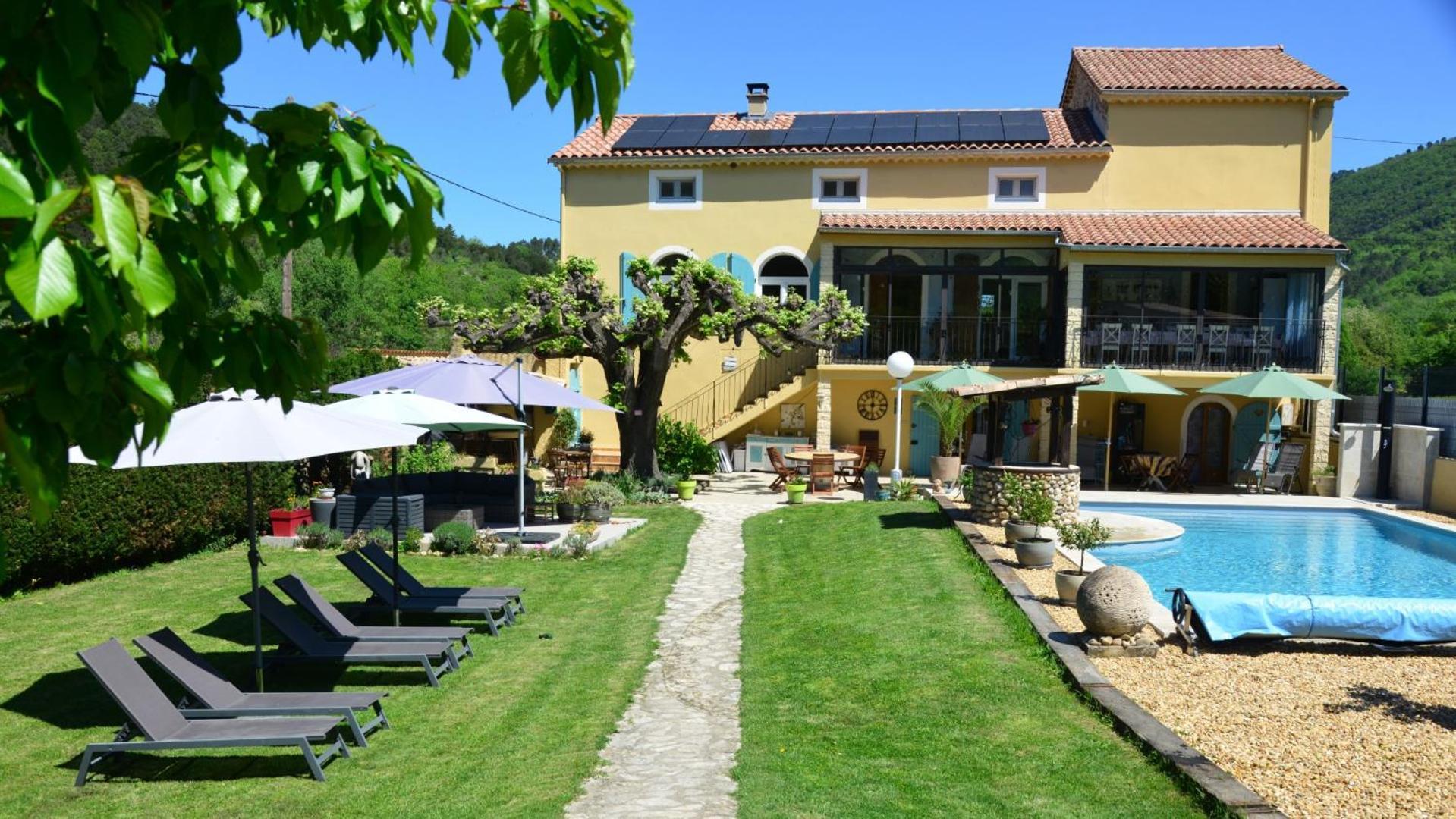 Bed and Breakfast Au Grand Bonheur Besseges Exteriér fotografie
